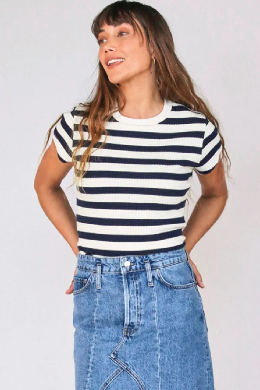 S / navy sugar stripeb