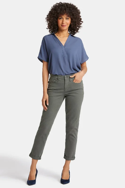 Margot Girlfriend Jeans - Vine Leaf