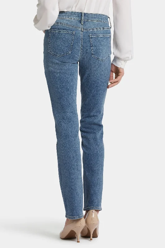 Marilyn Straight Jeans - Heyburn Wash