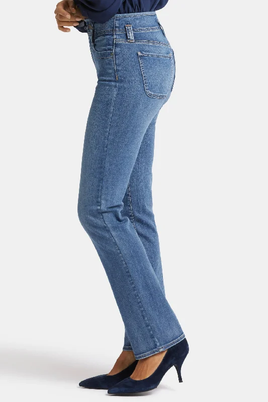 Marilyn Straight Jeans in Long Inseam - Clear Brook