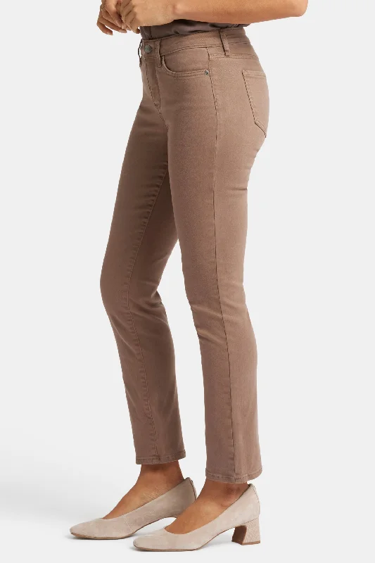 Sheri Slim Jeans - Elmwood