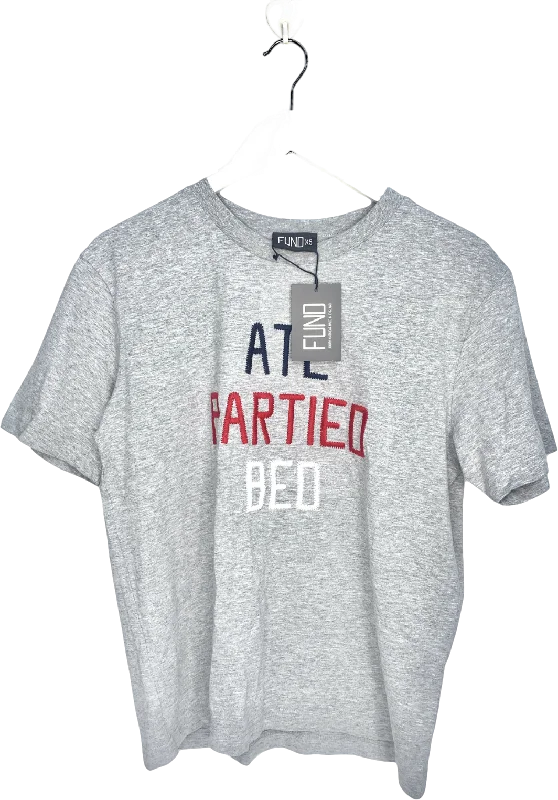 FUND Grey Ate Partied Bed Slogan T Shirt UK XS