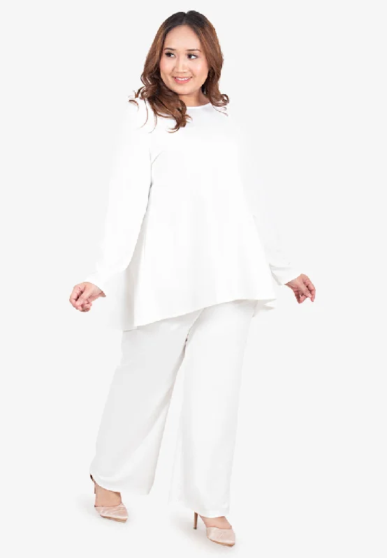 Ribah Demure Flared Top - White