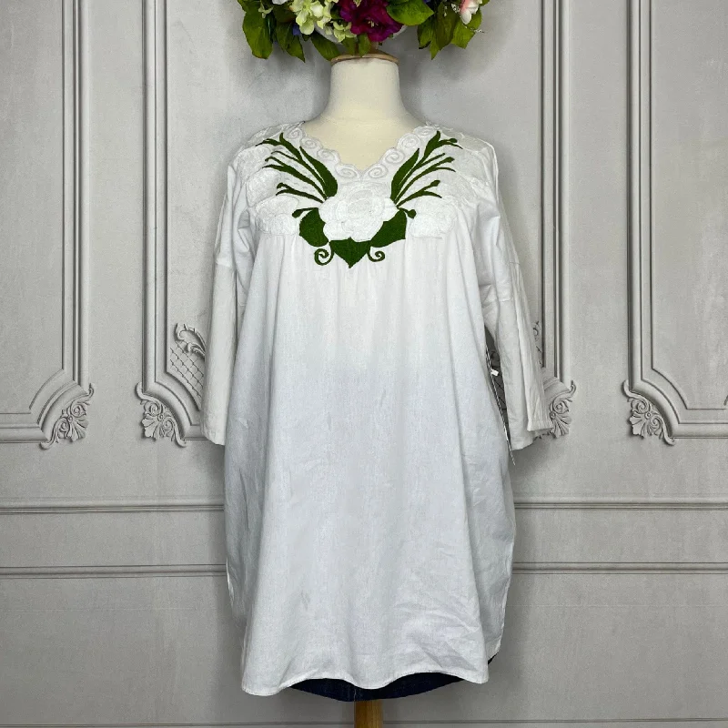 Mexican Blouse White on White Zinacantan PLUS