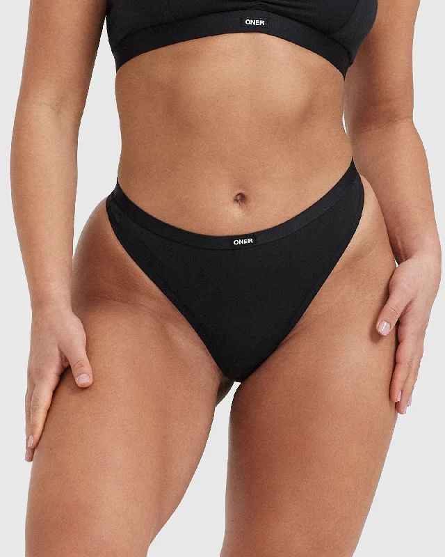 Soft Classic Thong | Black